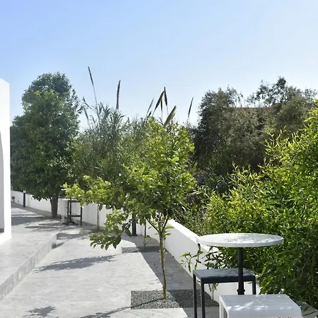 Zoi Hotel 3*